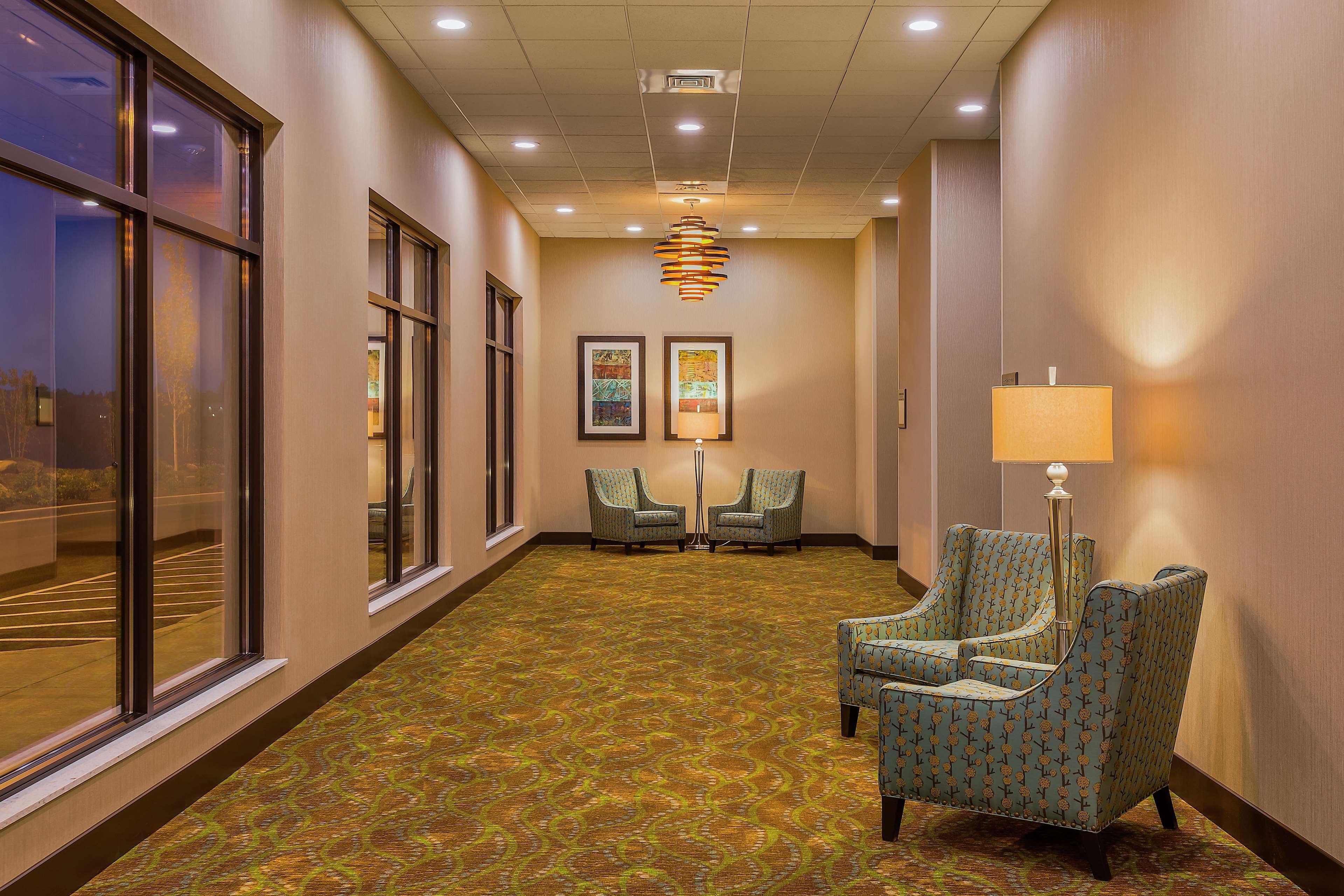 Hampton Inn & Suites Bend Exterior foto