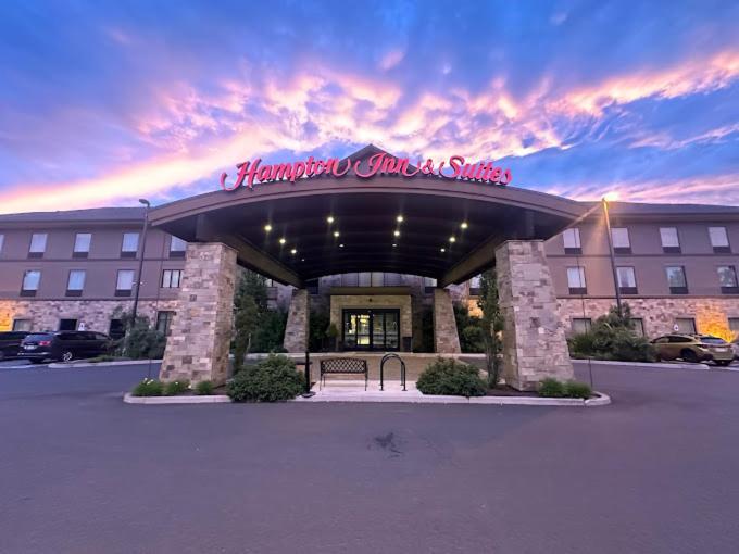 Hampton Inn & Suites Bend Exterior foto
